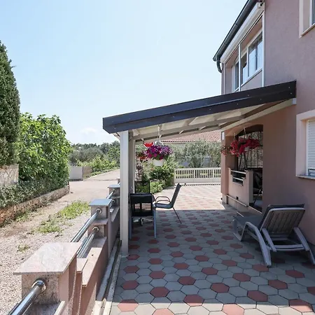 דירה Two Bedroom Sunset