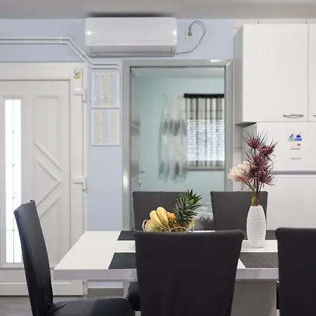 Appartamento Two Bedroom Sunset *